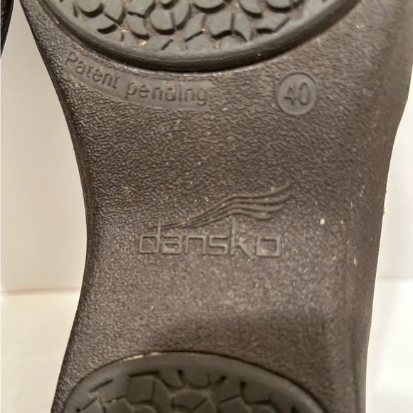 Dansko Embroidered Professional Clogs Slip resistant soles Brown Size 40 - Picture 7 of 9